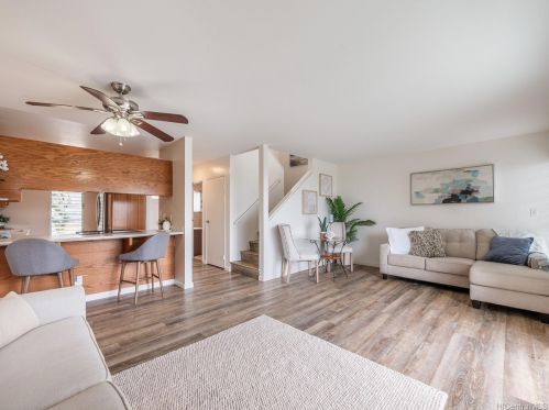 92-1021 Makakilo Dr, Kapolei, HI 96707
