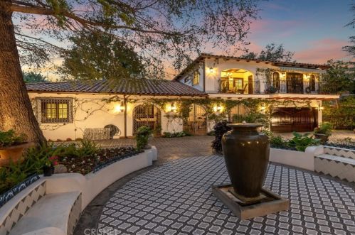 4163 Longridge Ave, Van Nuys, CA 91423-4335