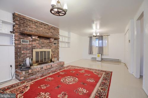 111 Tanglewood Ln, Lancaster PA  17601-3315 exterior