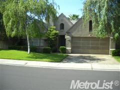856 Swan Dr, Manteca, CA 95337-6062