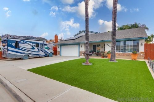 10229 Carreta Dr, Santee, CA 92071-4915