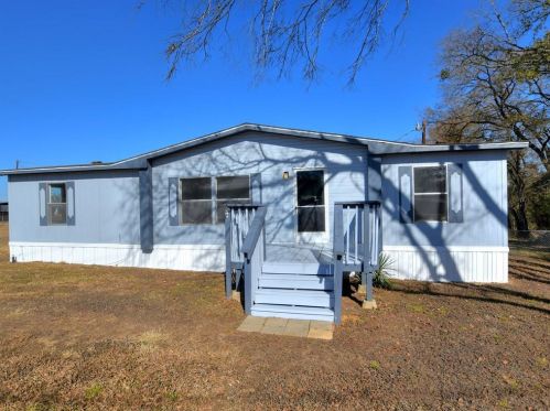 105 Westbrook Ln, Webberville, TX 78621-1739