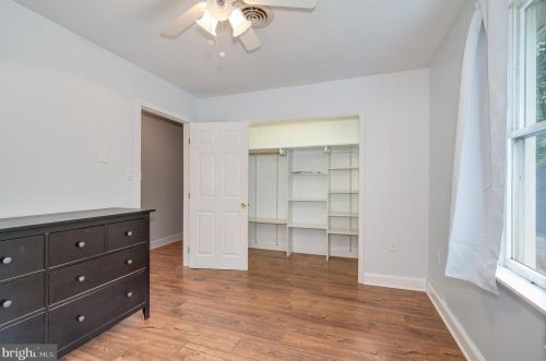 365 Big Oak Dr, Shepherdstown WV 25443-4598 exterior