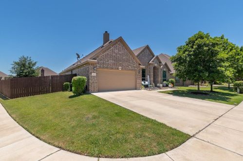 212 Stardust Trl, Waxahachie, TX 75165-5362