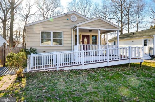 5514 Carvel St, Churchton, MD 20733-9622