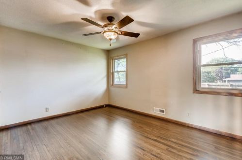 248 150th St, Saint Paul MN  55124-6718 exterior