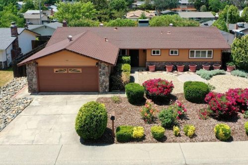 148 Monowood Dr, Folsom, CA 95630-2718