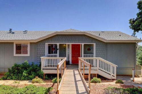 13785 Manion Canyon Rd, Grass Valley, CA 95945-9357