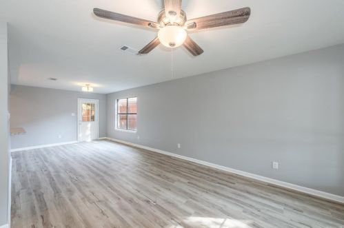 311 Allencrest Dr, Fort Worth TX  76108-2339 exterior