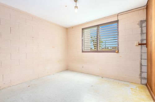 2015 Kealoha St, Honolulu HI  96819-4130 exterior