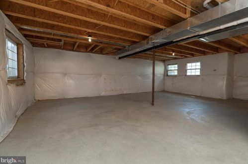 67 Barksdale Dr, Charles Town WV 25414-5616 exterior