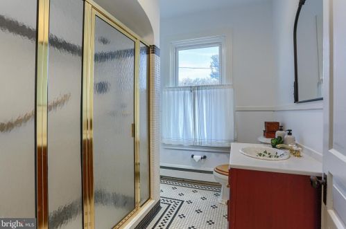 246 College St, Carlisle PA  17013-3754 exterior