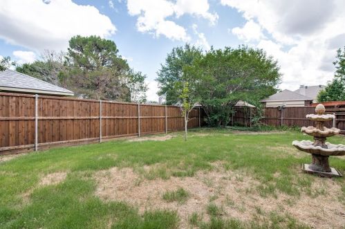 5213 Turtle Cv Rd, Garland TX 75044-4911 exterior