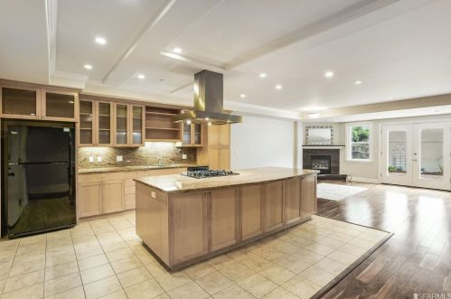 414 Bosworth St, San Francisco, CA 94112-1412