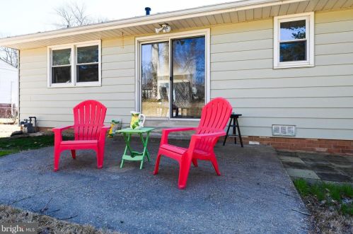 7910 Gosport Ln, Springfield VA  22151-2407 exterior
