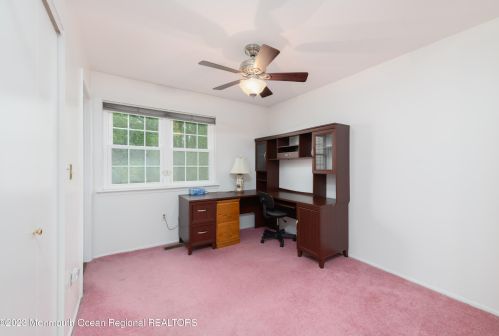 25 Malibu Dr, Tinton Falls NJ 07724-2542 exterior