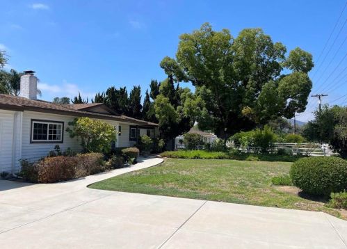 1945 Avenida Del Diablo, Escondido, CA 92029-3019