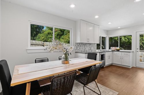 6608 Betty Cook Dr, Austin TX  78723-3313 exterior