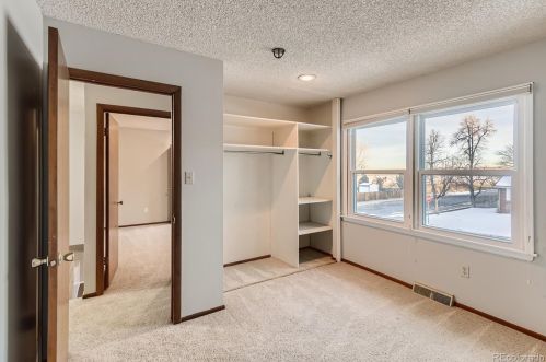 2598 Eagle Cir, Aurora CO 80014-2428 exterior