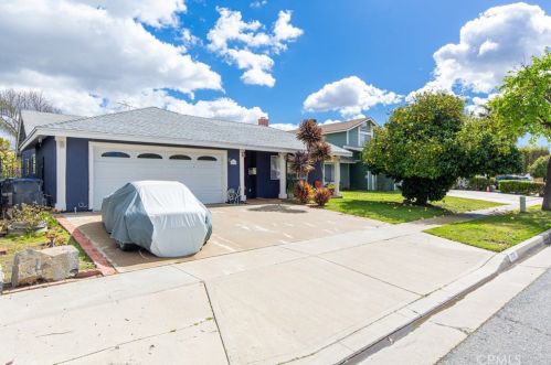 3129 Manitoba Dr, Santa Ana, CA 92704-6634