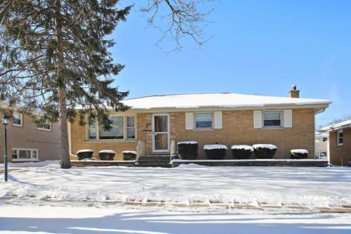 412 Emmerson Ave, Itasca, IL 60143-2213
