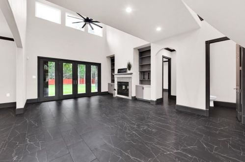 15475 Conroe Dr, Conroe TX  77384-3419 exterior