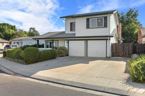 478 Ribier Ct, Manteca, CA 95336-4057