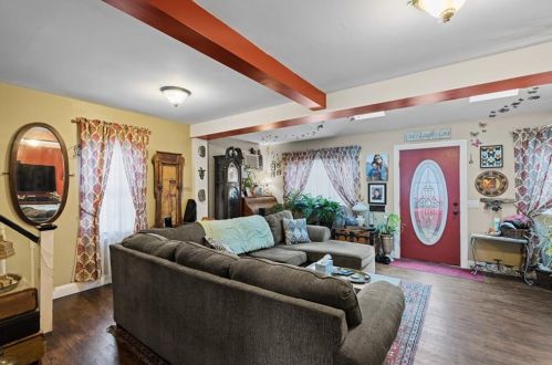 114 Abbott Ave, Warwick, RI 02886-8904