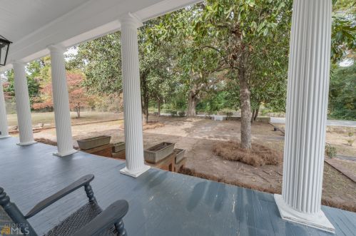 2674 Highway 142, Mansfield, GA 30055-2947