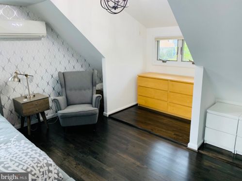 2233 Luzerne Ave, Silver Spring MD 20910-2135 exterior