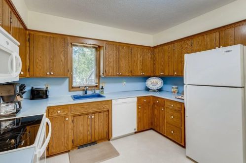 2182 Desoto St, Saint Paul MN  55117-1829 exterior