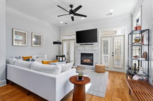 2479 Gatebury Cir, Atlanta GA  30341-2635 exterior