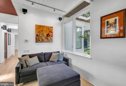 279 Ridgeview Rd, Princeton NJ  08540-7665 exterior