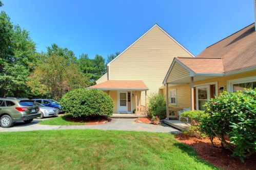 110 Winterwood Dr, Londonderry, NH 03053-3395