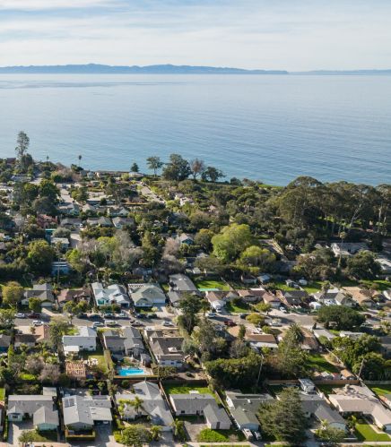 2530 Murrell Rd, Santa Barbara, CA 93109-1859