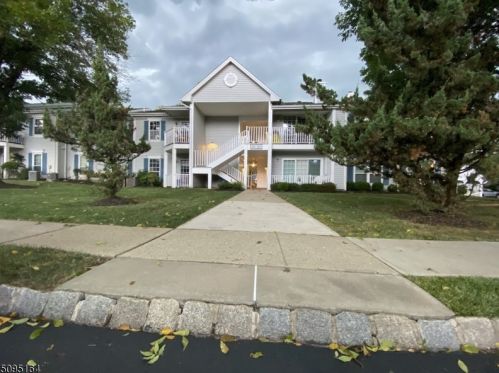 3907 Graham Ct, Bridgewater, NJ 08807-3532