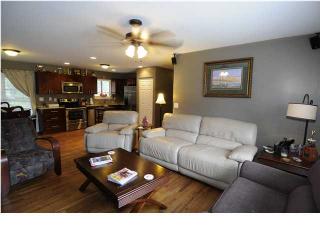 1 Held Cir, Charleston, SC 29412-3705