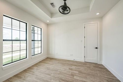 1319 Palomino Trl, Angleton TX 77515-9682 exterior