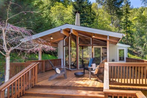 124 Briar Rd, San Rafael, CA 94904-2837