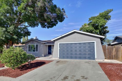 195 Warren Dr, Vacaville, CA 95687-6646