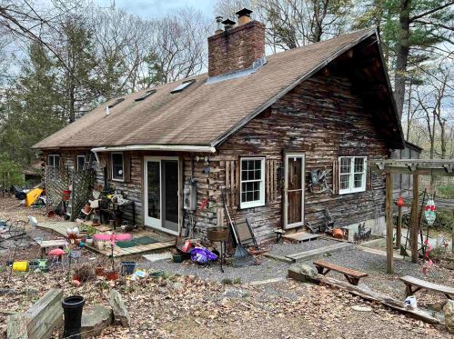 29 Kendall Hill Rd, Mount Vernon, NH 03057-1907
