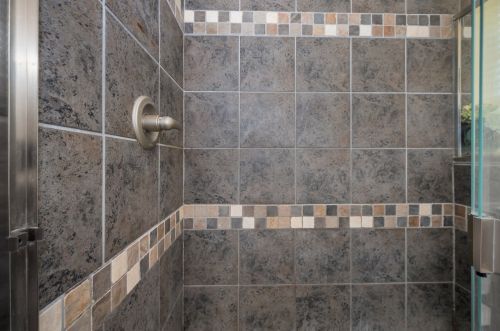 1826 Luther Lowell Ln, Sycamore IL  60178-8751 exterior