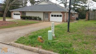 2584 Fieldstone View Ln, Conyers, GA 30013-2135
