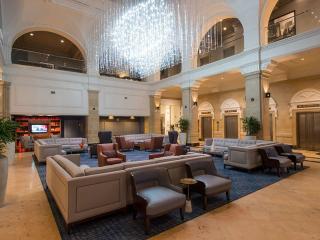 909 Texas St, Houston TX  77002-3108 exterior