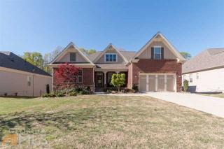 484 Butterfly Ln, Braselton, GA 30517-2588