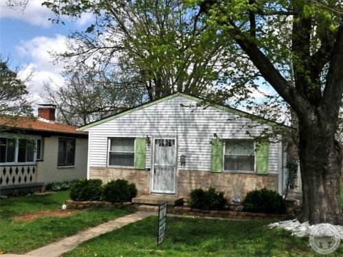 1010 Perrin Ave, Springfield OH  45506-2727 exterior