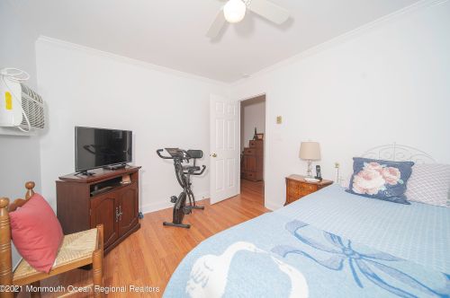 62 Manchester Ct, Tinton Falls NJ  07701-5496 exterior