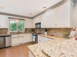 10705 56th Ave, Minneapolis, MN 55442-1626
