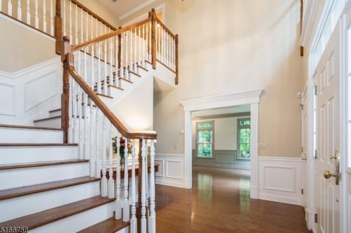 51 Woodland Rd, Dover NJ  07869-4135 exterior