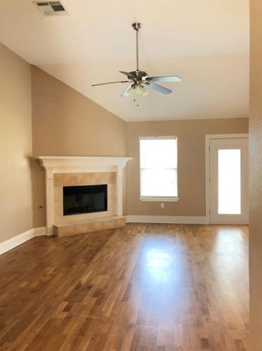 1628 Alena Rd, Angleton TX  77515-9330 exterior